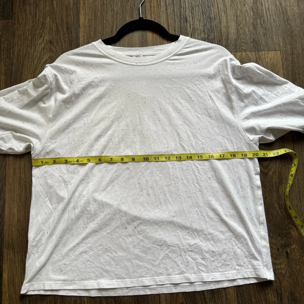 Lululemon Speckled T-Shirt